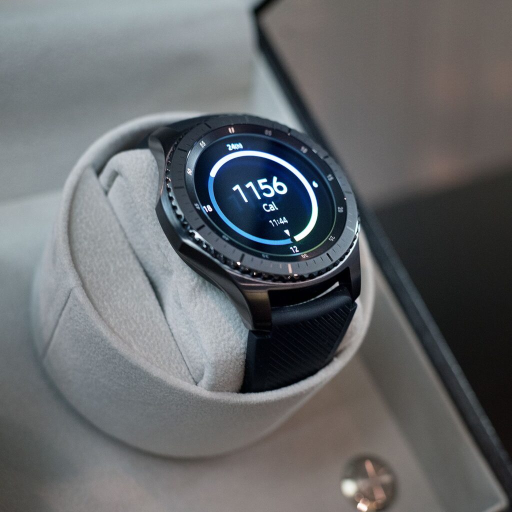 Unveiling the Impressive Samsung Gear S3