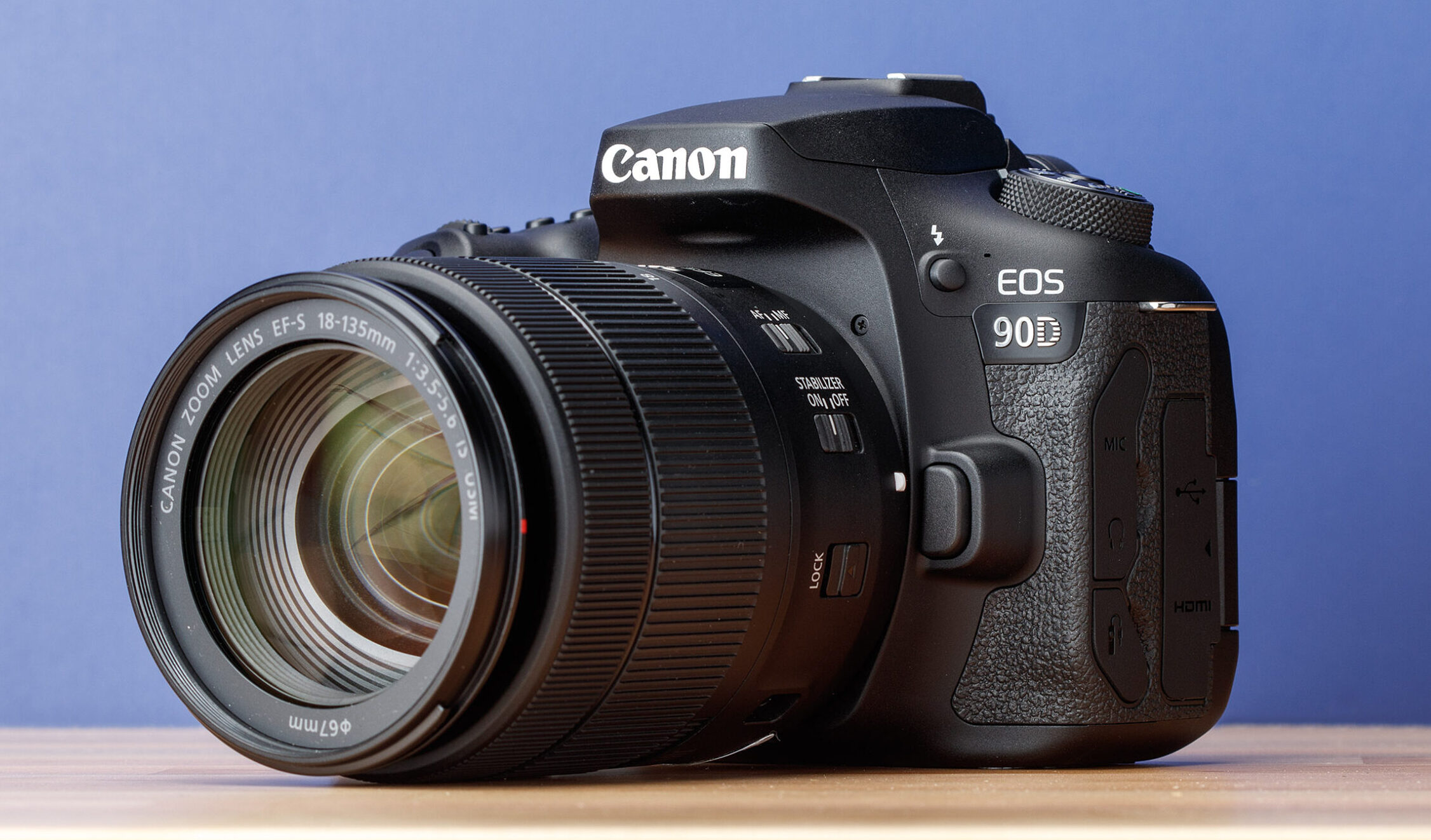 Canon EOS 90D