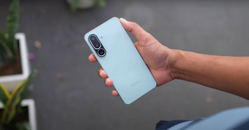 Samsung Galaxy M56: Flagship Power, Mid-Range Price
